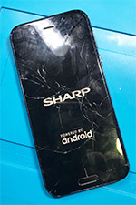 AQUOS SHV39 (AQUOS R ) 画面割れ修理